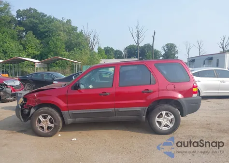 2004 Ford Escape Xls из США, поврежденный, VIN 1FMYU02B14KB24421